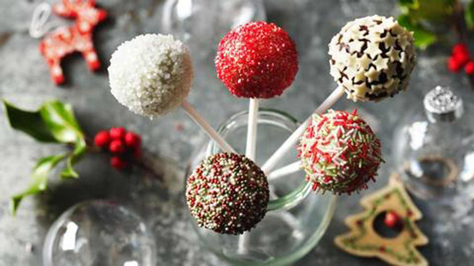 holiday cake pop recipe with edible glitter from bakell