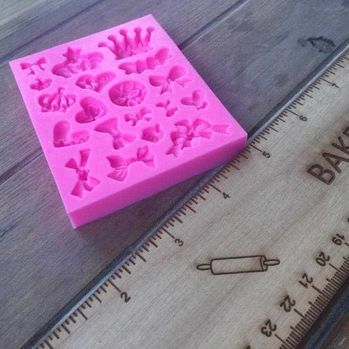 Bows Crowns and Hearts Pendants Silicone Mold | Bakell.com
